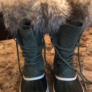 SOLD!!!  Brand new without tags Sorel Winter Boots